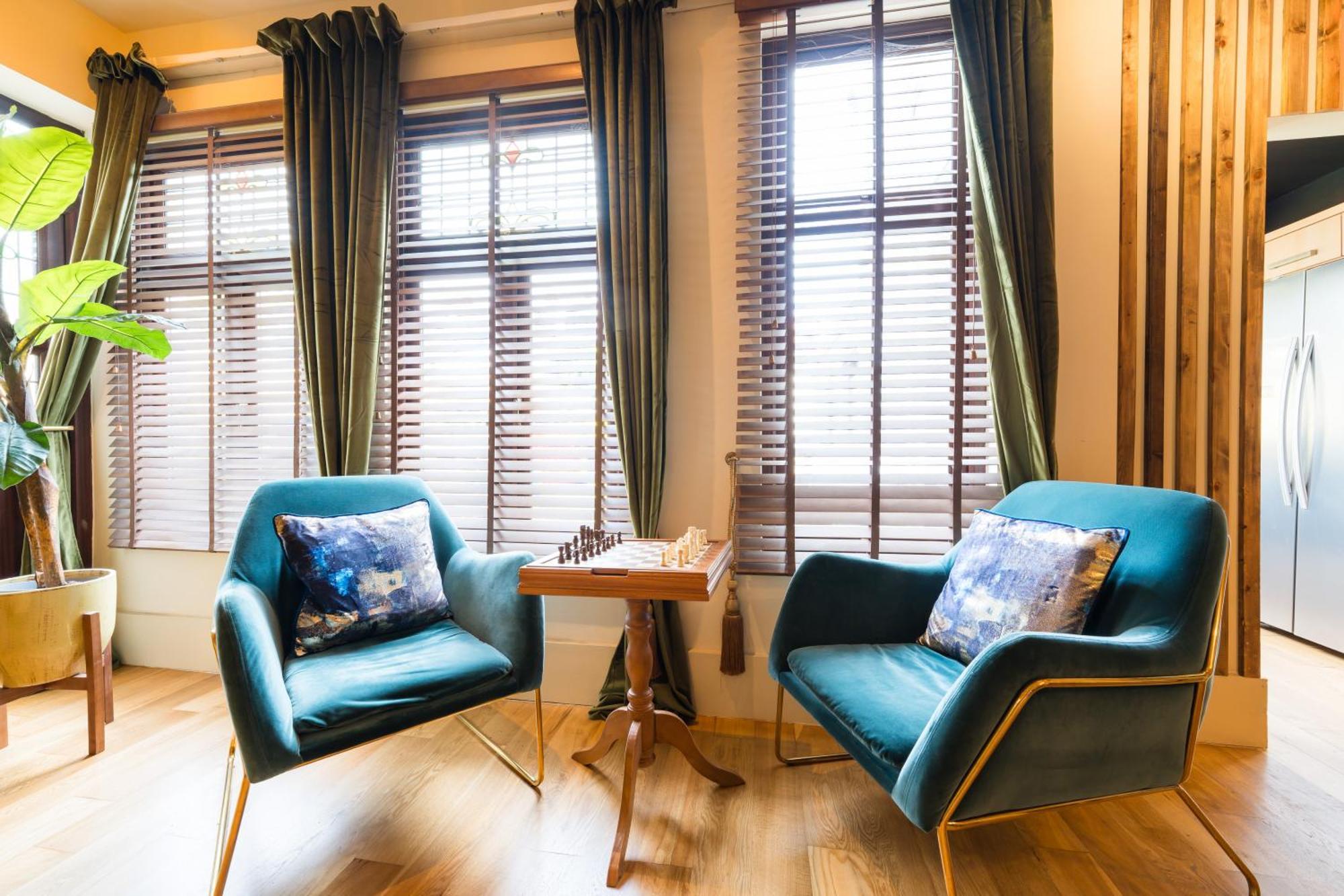 City Retreat, Spacious 4 Bed House, Games Room, Parking, Hot Tub & Bbq Cardiff Dış mekan fotoğraf